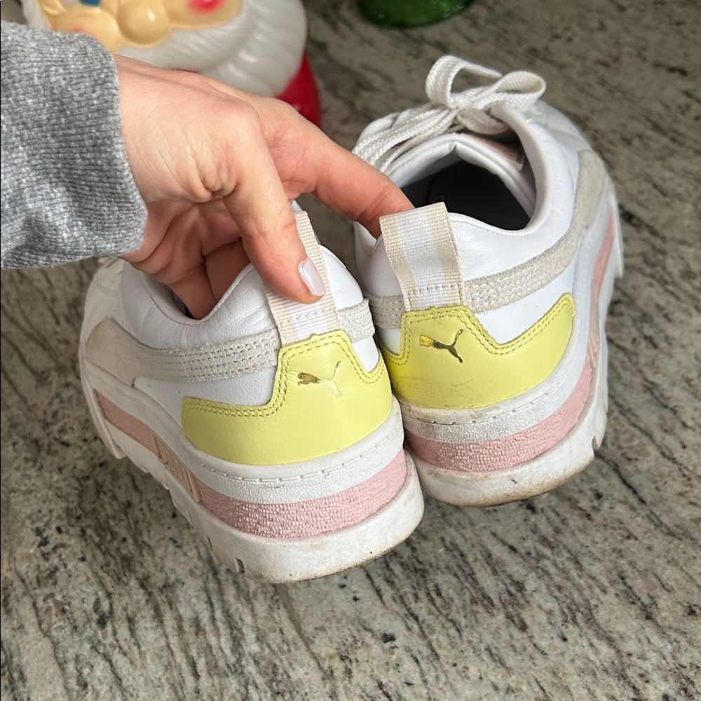 Womens platform puma sneakers 8 - Picture 7 of 11